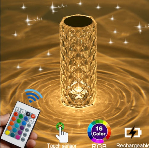 Lampe de table créative en cristal et diamant rechargeable en acrylique pour chambre à coucher